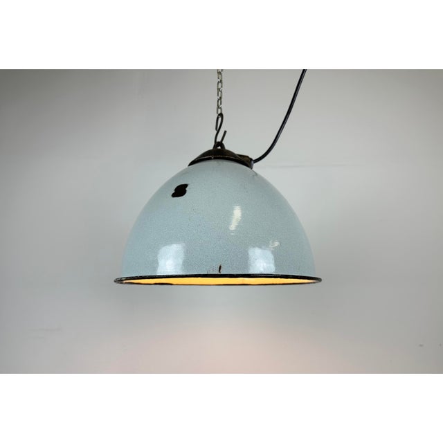 Industrial Grey Enamel Factory Lamp with Cast Iron Top, 1960s For Sale - Image 9 of 17