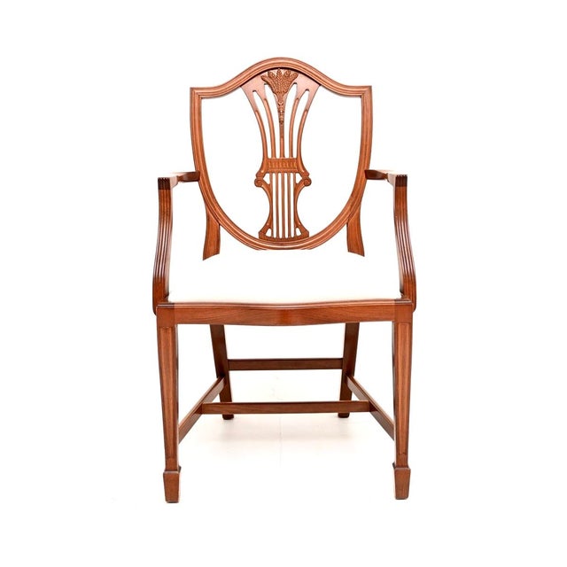 Vintage Sheraton Style Shield Back Dining Chairs, 1950, Set of 8 For Sale - Image 6 of 13