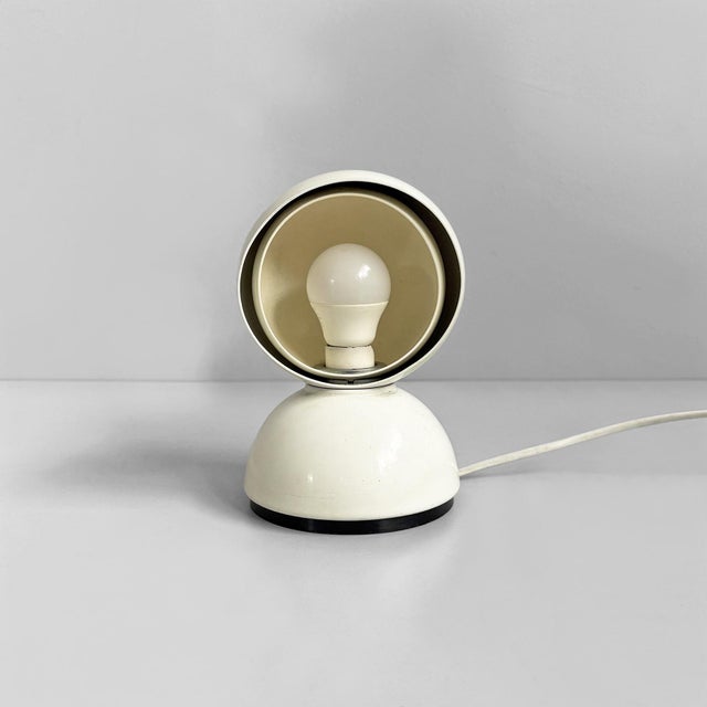 Italian Modern White Eclisse Table Lamp by Vico Magistretti for Artemide, 1970s For Sale - Image 13 of 13