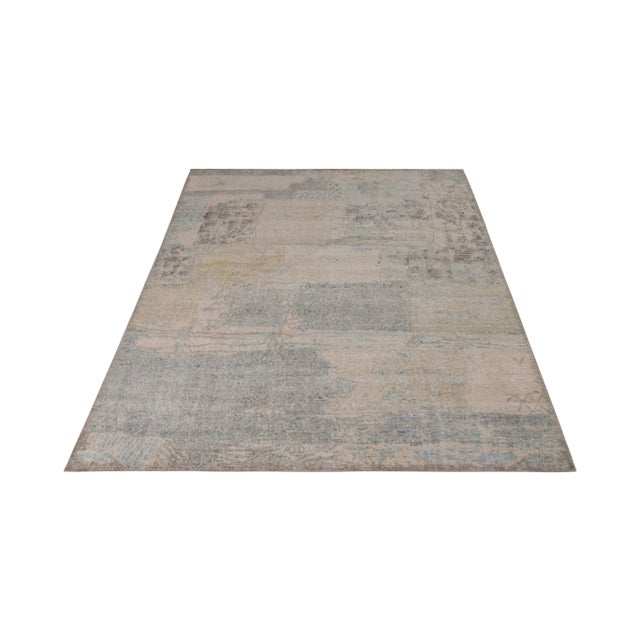 Handmade in a refined, low-pile wool with a comfortable wash achieving this shabby-chic distressed style, this 8x10...