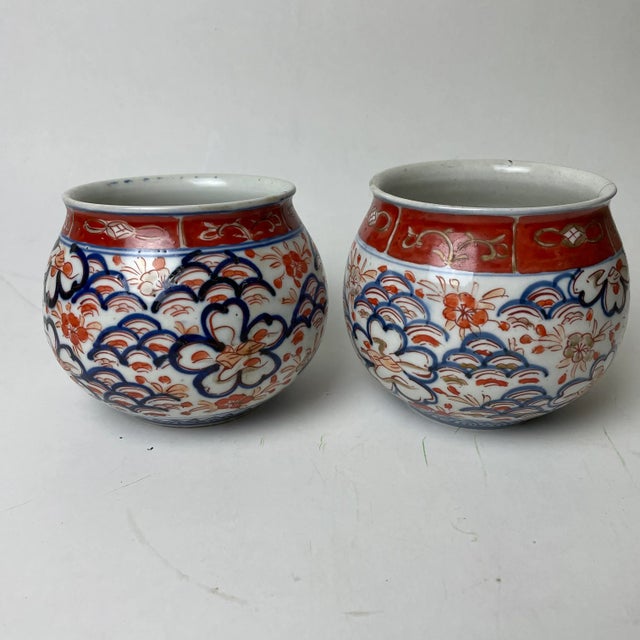 18th Century Japanese Porcelain Vases, Set of 2 For Sale - Image 3 of 10