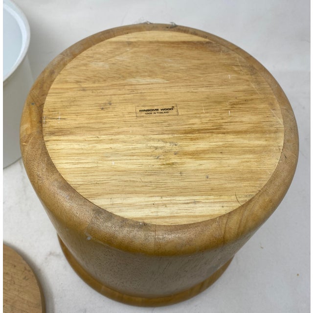 Vintage Winsome Wood Minimalist Rubberwood Ice Bucket – Made in Thailand For Sale In Atlanta - Image 6 of 7