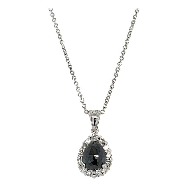 2.34 Carat Black Diamond White Diamond White Gold Chain Pendant For Sale