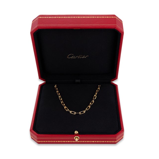 This vintage Santos Dumont chain necklace from Cartier reflects the house’s enduring design language inspired by its...