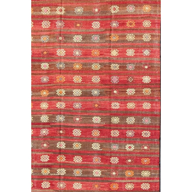 Colorful red and brown striped Turkish Kilim rug with geometric shapes, rug ned-136592, country of origin / type: Turkey /...
