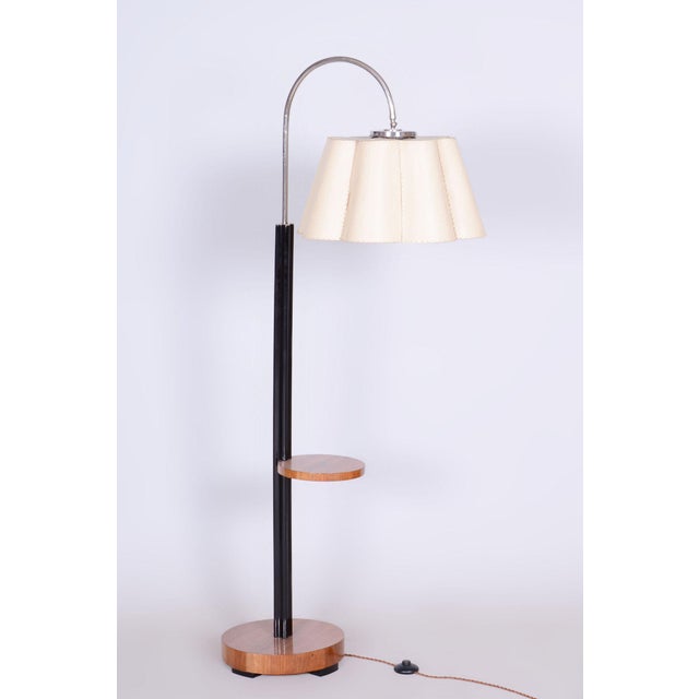 Art Deco Floor Lamp in Walnut and Oak attributed to Jindřich Halabala for Up Závody, Former Czechoslovakia, 1930s For Sale - Image 10 of 10