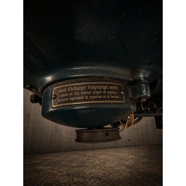 Ernemann V Carbon Arc 35mm Cinema Projector on Original Pedestal, 1920s For Sale - Image 12 of 15
