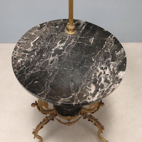 Beige Antique Floor Lamp with Coffee Table in Bronze and Marble, Italy, 20th Century For Sale - Image 8 of 13