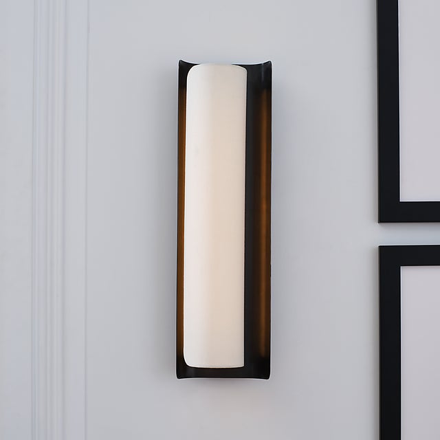 Windsor Smith for Visual Comfort Signature Penumbra 21" Sconce in Bronze and Linen For Sale - Image 11 of 12