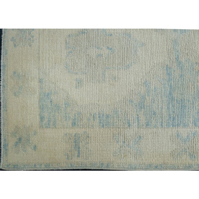 Turkish Oushak Rug 5' x 7'2" #17859 For Sale - Image 4 of 8