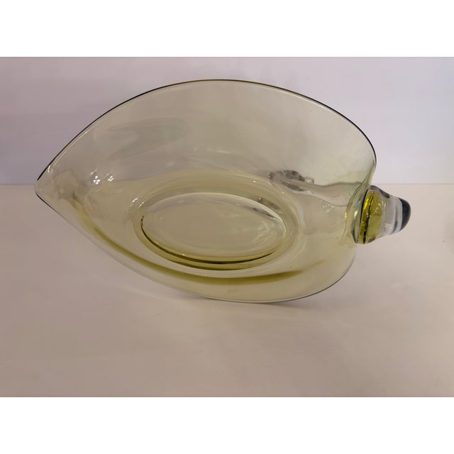 1950s Mid-Century Modern Duncan & Miller Hand Blown Glass Yellow Swan Candy Dish For Sale - Image 4 of 8
