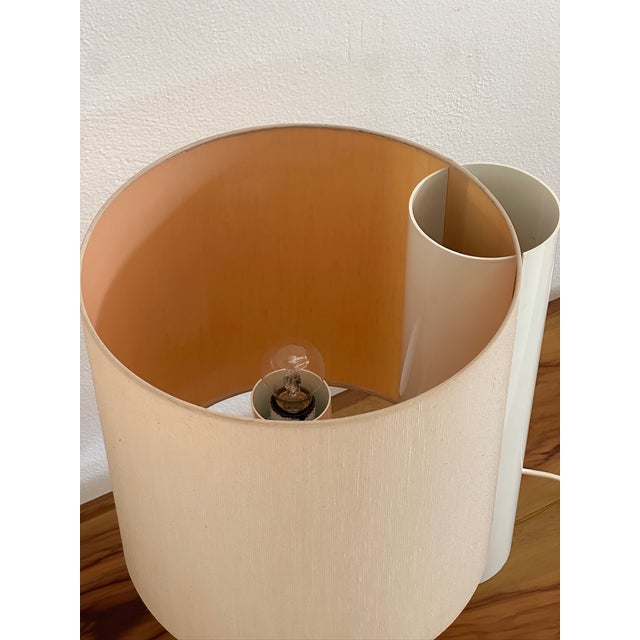 Designed by Giuliana Gramigna for Quattrifoglio, Fluette is a table lamp that elegantly interprets the language of Italian...