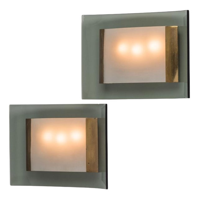Model 2213 Sconces attributed to Max Ingrand for Fontana Arte, Italy, 1960s, Set of 2 For Sale