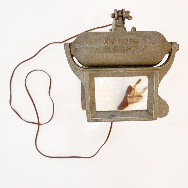 Metal Industrial Magnifying Lamp by Gruber, 1950s For Sale - Image 7 of 17