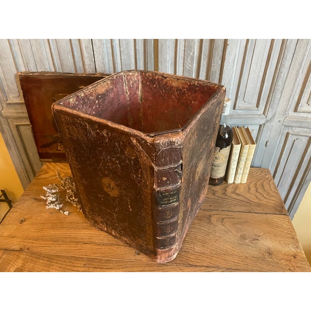 Antique French Books Trash, 1890s For Sale - Image 14 of 15