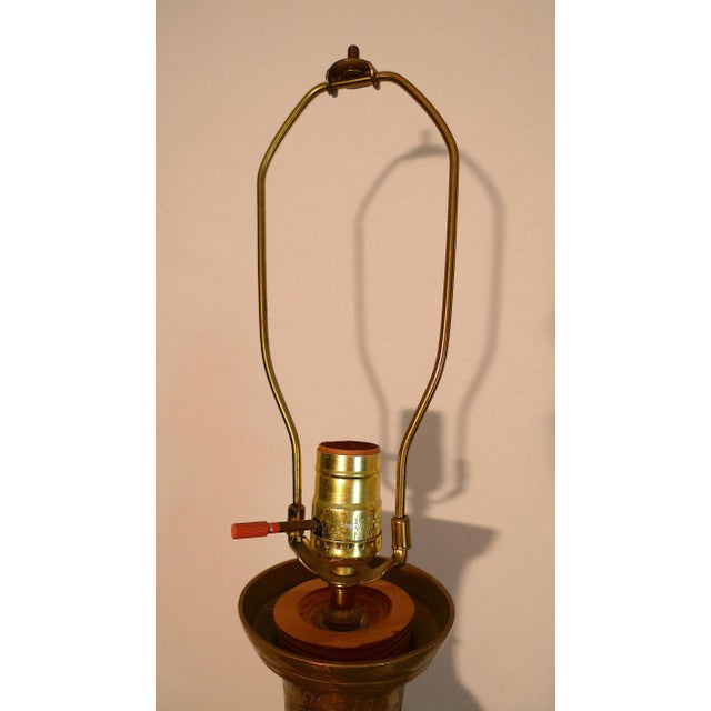 Brass Mid 20th Century Leonard R. Foss Studios Floral Etched Brass Urn Table Lamp For Sale - Image 8 of 13