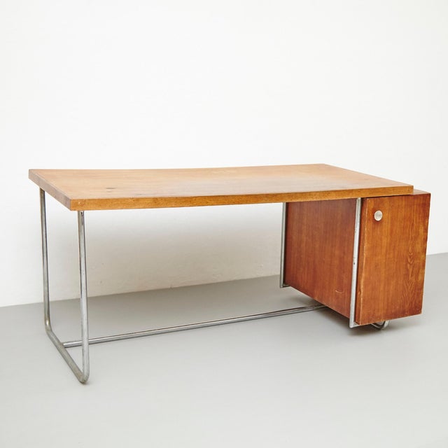 Bauhaus Large Bauhaus Desk in Wood and Tubular Metal, 1930 For Sale - Image 3 of 18