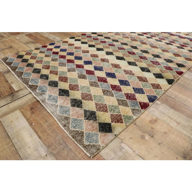 Textile Vintage Turkish Sivas Rug, 04'04 X 09'06 For Sale - Image 7 of 10