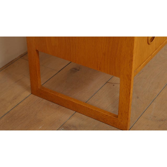 Vintage Danish Chest of Drawers in Oak by Arne Wahl Iversen, 1960 For Sale - Image 6 of 10