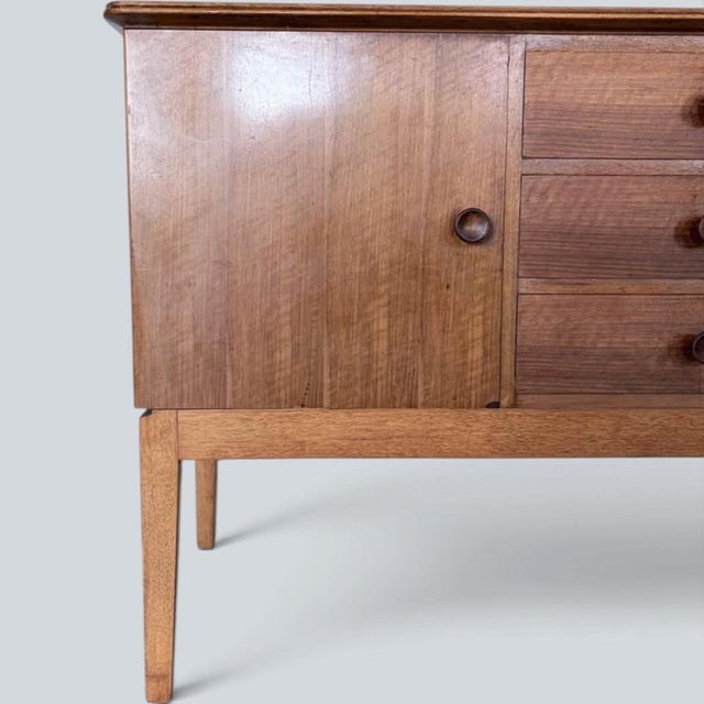 Wood Mid-Century Modern Walnut Sideboard from Gordon Russell of Broadway, 1960s For Sale - Image 7 of 11