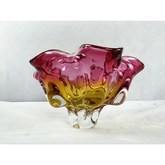 Sommerso Pink and Yellow Art Glass Bowl by Josef Hospodka for Chribska, 1960s For Sale - Image 11 of 11