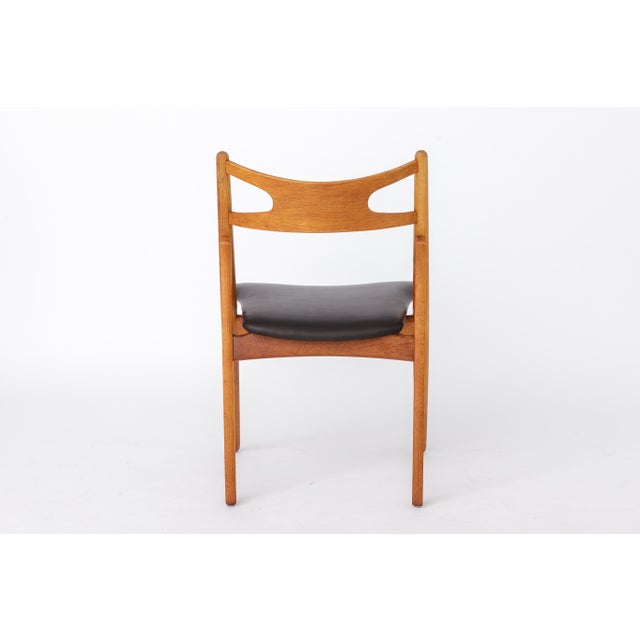 1960s Danish Oak CH29 Sawbuck Chair by Hans J. Wegner for Carl Hansen & Son, 1960s For Sale - Image 5 of 10