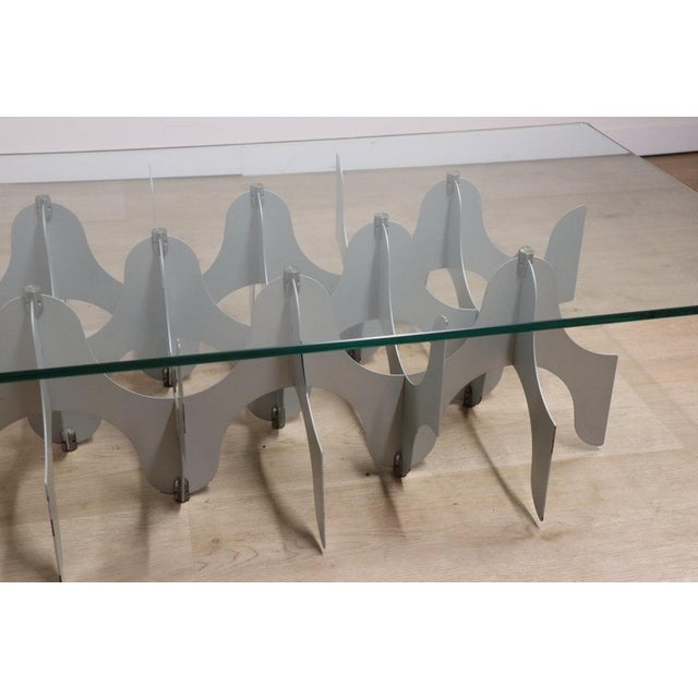 Minimalist Sculptural Coffee Table in Metal and Glass, 1980s For Sale - Image 16 of 18