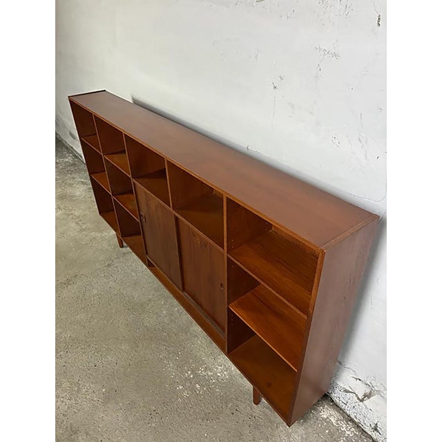 1950s Danish Teak Bookcase with Open Compartments and Sliding Doors, 1950s For Sale - Image 5 of 7