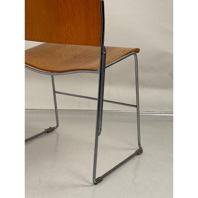 1970s Pair of Original Chrome and Plywood 40/4 Stackable Chairs by David Rowland For Sale - Image 11 of 18