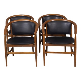 Vintage Wood and Leather Chairs from Isa Bergamo, 1960s, Set of 4 For Sale