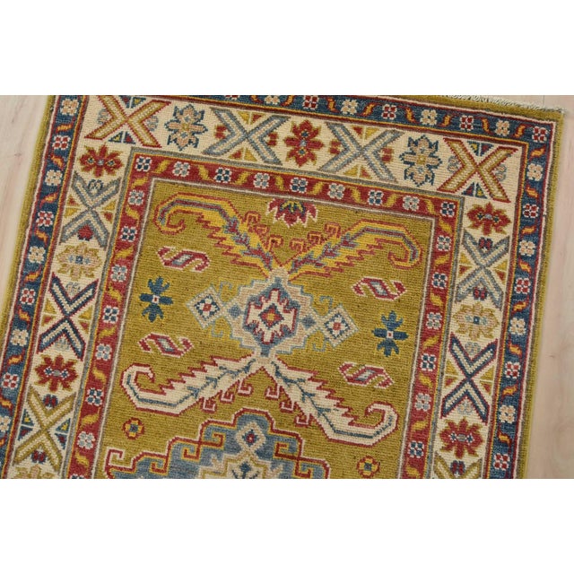 Kazak Runner 2’8” X 9’8” Green Wool Tribal Hand-Knotted Oriental Rug For Sale In Philadelphia - Image 6 of 14