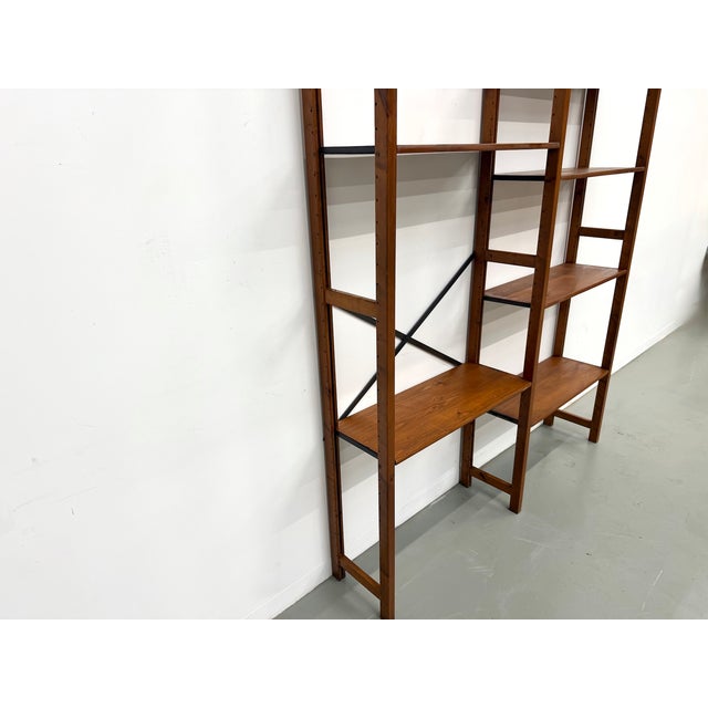 Modernist Bookcase in Pine, 1950s For Sale - Image 3 of 18