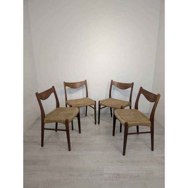 Danish teak chair designed by Arne Wahl Iversen GS61 for Glyngore Stolefabrik Stylish wooden chair with a natural weave...