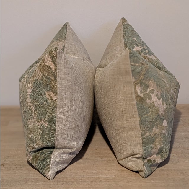 English Cowtan & Tout Walden Lumbar Pillows in Sage For Sale - Image 3 of 6