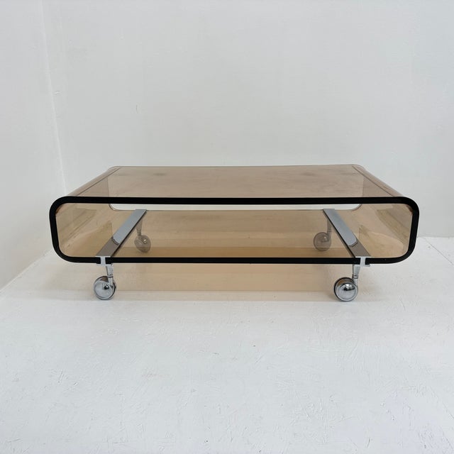Mid-Century Acrylic Glass Coffee Table by Michel Dumas for Roche Bobois, 1972 For Sale - Image 6 of 18