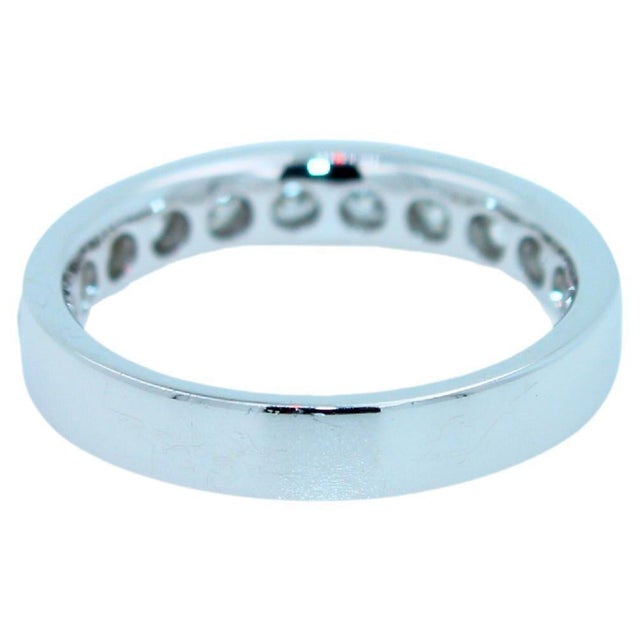 Contemporary 1 CTS Diamond Pave Eternity Engagement Wedding Anniversary Band White Gold Ring, Size 7 For Sale - Image 3 of 11