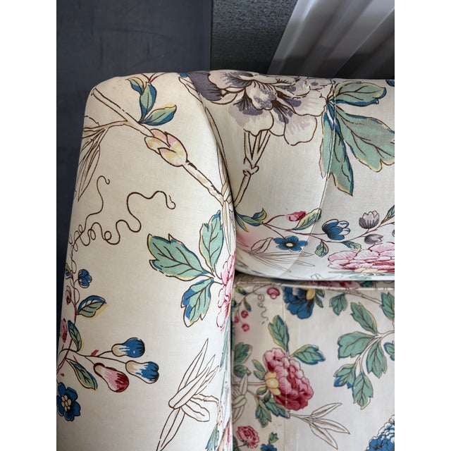 Vintage Hickory Chair Chinese Chippendale Floral Upholsterered Camelback Sofas in Lee Jofa Fabric - A Pair For Sale - Image 12 of 12