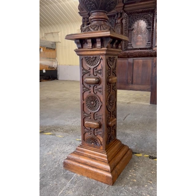 Important Antique c.1600 Charles I Documented English Oak Tester Bed – Museum Quality – Hand Carved – Rare Royal Presentation For Sale - Image 16 of 18