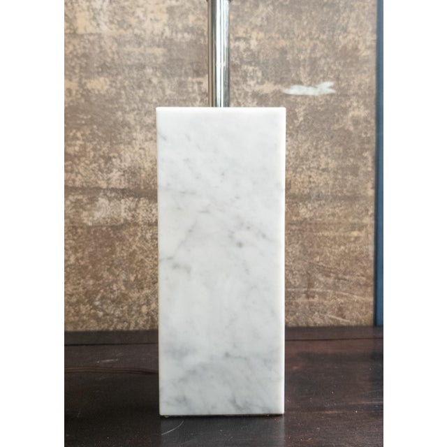 Mid 20th Century Mid-Century Modern Italian White Carrara Marble Table Lamp For Sale In New York - Image 6 of 10