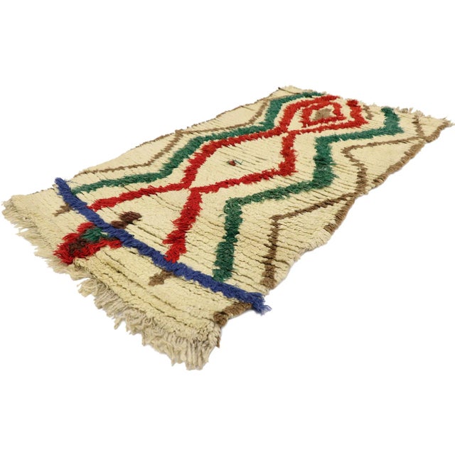 Vintage Berber Moroccan Azilal Rug with Boho Chic Tribal Style 02'06 x 04'05.