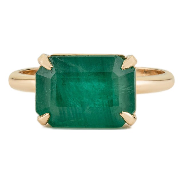 Natural Zambian Emerald 4.42 Ct May Birthstone Cocktail Ring in 18k Yellow Gold Size 6 For Sale