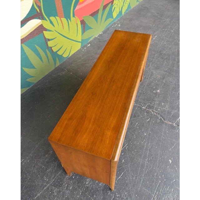 Mid-Century Modern Mid Century Bassett Outlook Niner W/ Mirror For Sale - Image 3 of 14