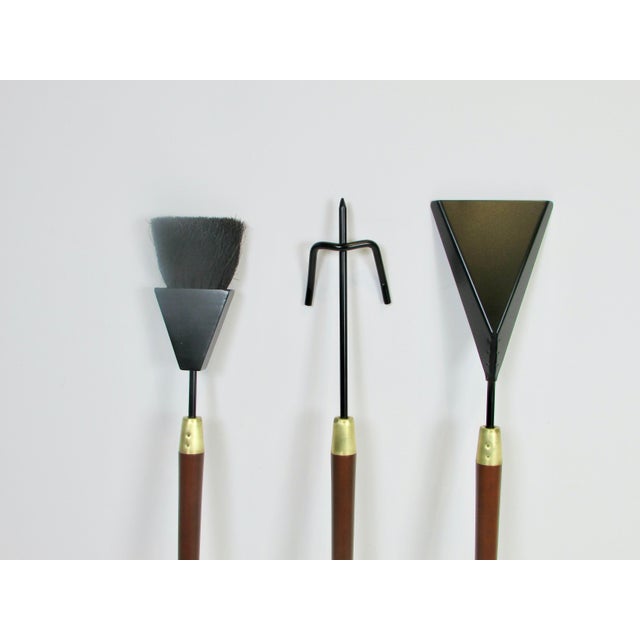Brown Mid 20th Century Modernist Wood Handle Fire Tools in Stand For Sale - Image 8 of 9