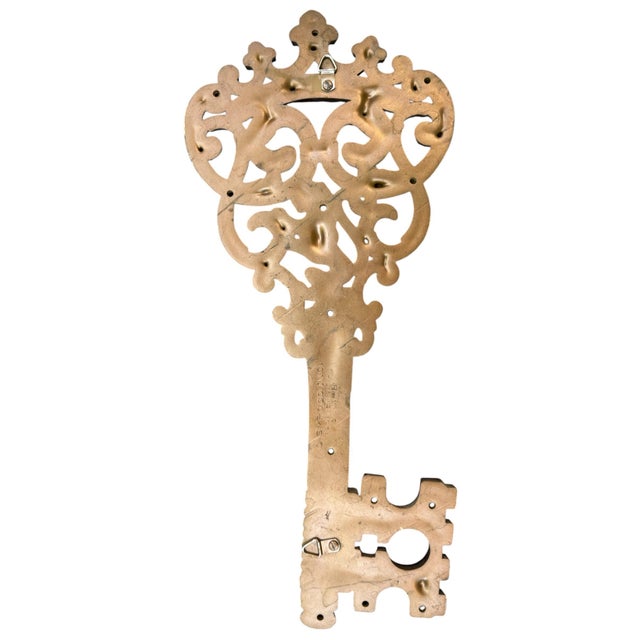 Syroco Vintage Syroco #3661-B Lion Skeleton Key Wall Plaque, Mid-Century Hollywood Regency For Sale - Image 4 of 5