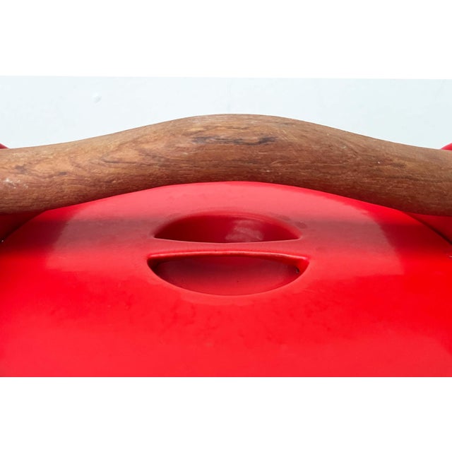 Mid-Century Modern Red Enamel Cast Iron Pot with Teak Handle by Timo Sarpaneva for Rosenlew of Finland, 1960s For Sale - Image 10 of 18