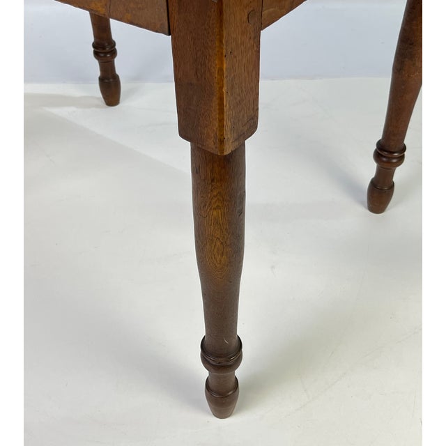 19th Century Southern Federal Inlaid Walnut & Yellow Pine Tavern Table For Sale - Image 10 of 17
