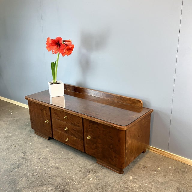 Beautiful chest of drawers with two cabinet compartments and three drawers in a typical 1950s design. Its compact size...