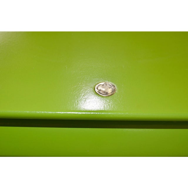 Wood Mid Century Chinoiserie Coffee Table in Green Gold Medallions - Newly Painted For Sale - Image 7 of 12