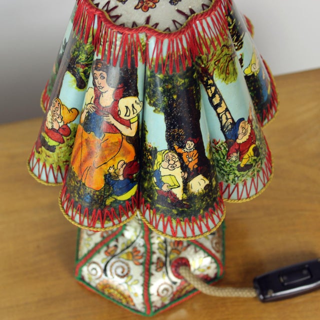 Mid-Century Modern Snow White and Seven Dwarfs Children's Table Lamp, 1950s For Sale - Image 10 of 15