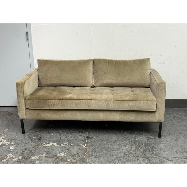 Design Plus Gallery presents the Paramount Sofa from Blu Dot. This sofa is expertly crafted with a kiln-dried hardwood...